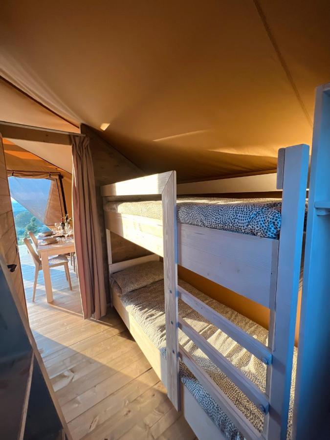 מלון גרוסטו Glamping Grancia מראה חיצוני תמונה