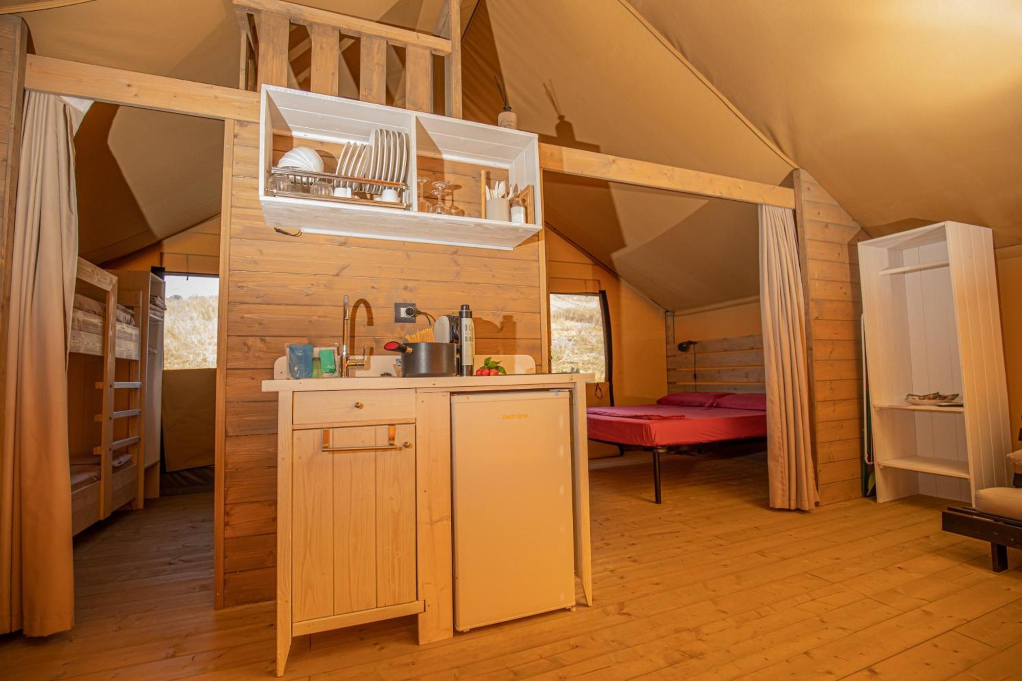מלון גרוסטו Glamping Grancia מראה חיצוני תמונה