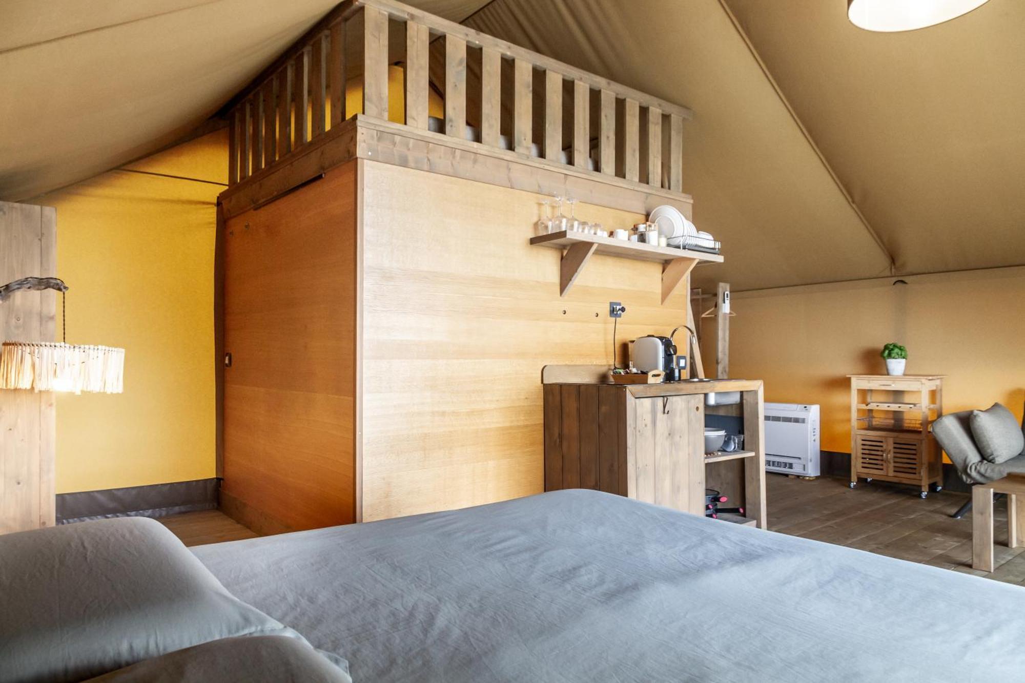 מלון גרוסטו Glamping Grancia מראה חיצוני תמונה